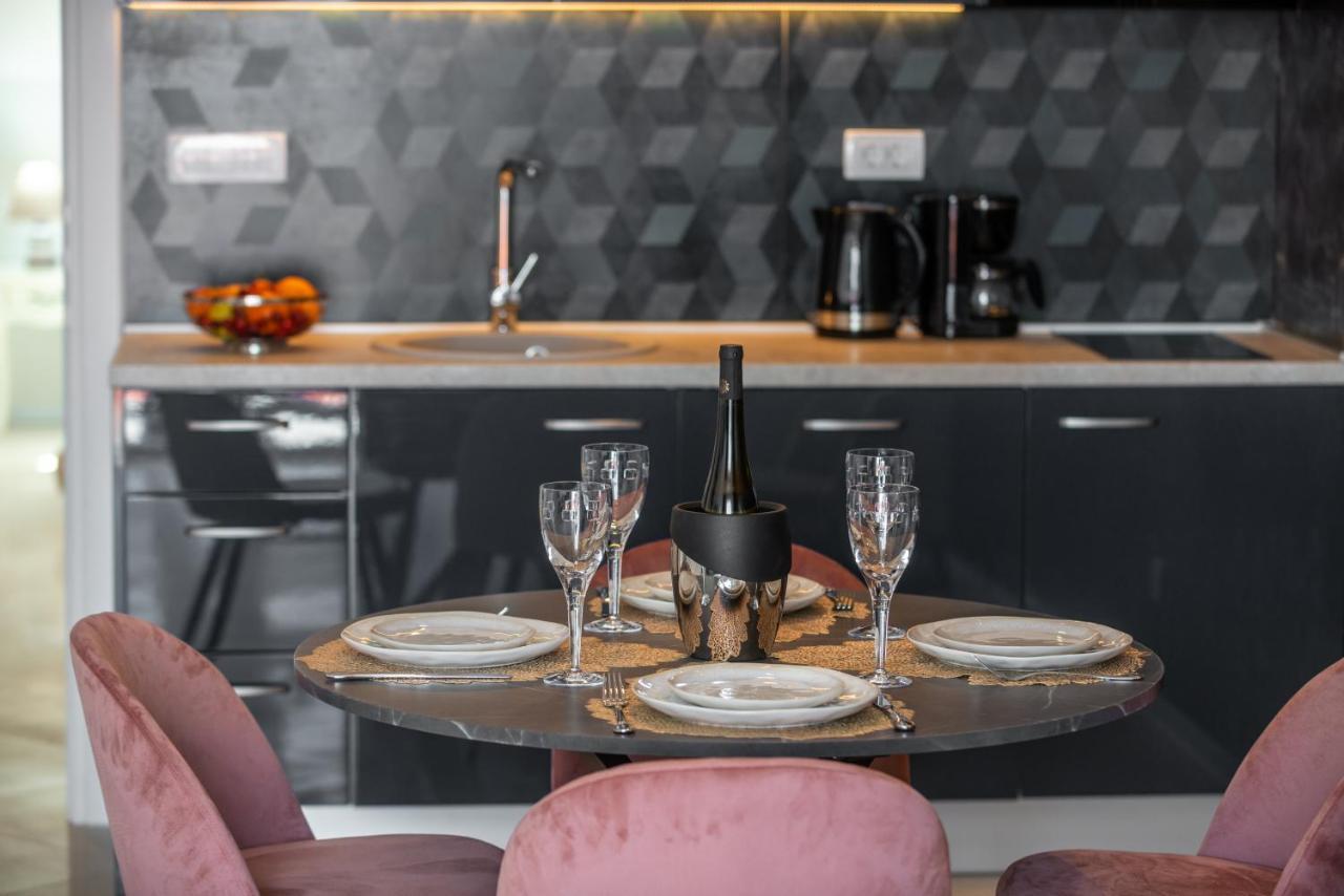 קאבטאט Deluxe Cosmopolit Apartment מראה חיצוני תמונה