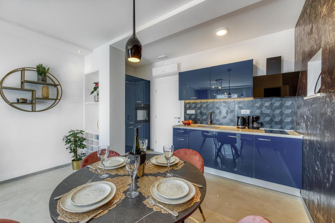 קאבטאט Deluxe Cosmopolit Apartment מראה חיצוני תמונה