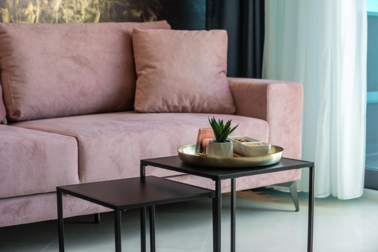 קאבטאט Deluxe Cosmopolit Apartment מראה חיצוני תמונה